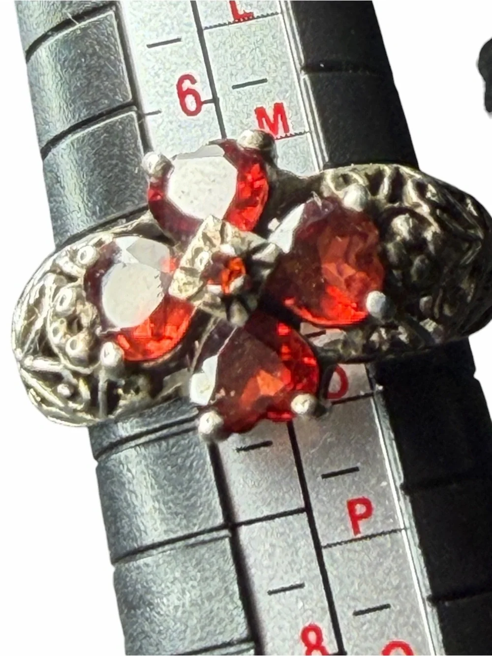 Sterling Silver Garnet Four Leaf Ring - Red Gemstone Band Size 7